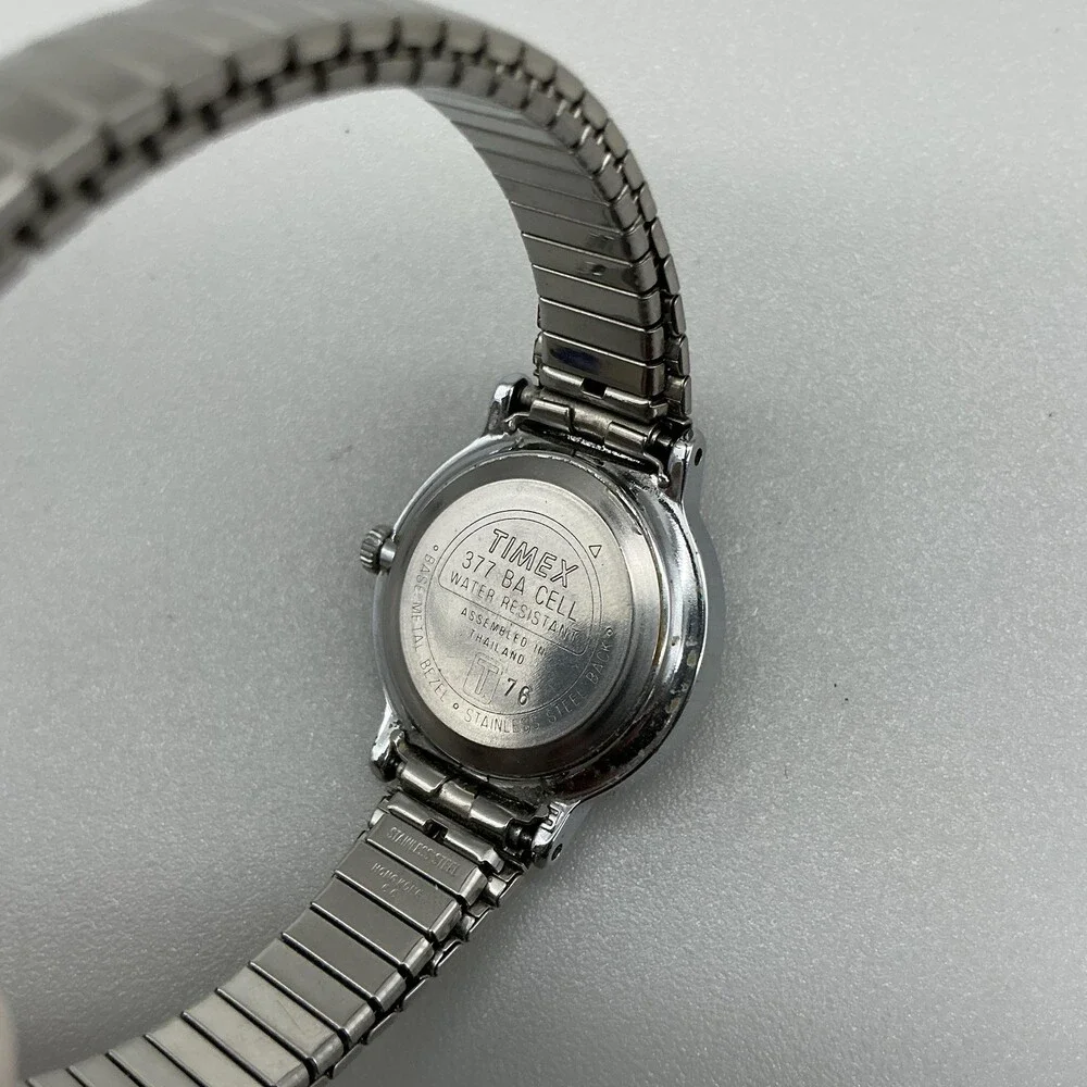 VIntage Timex Womens Watch 23mm Silver Tone Expansion Band New Battery